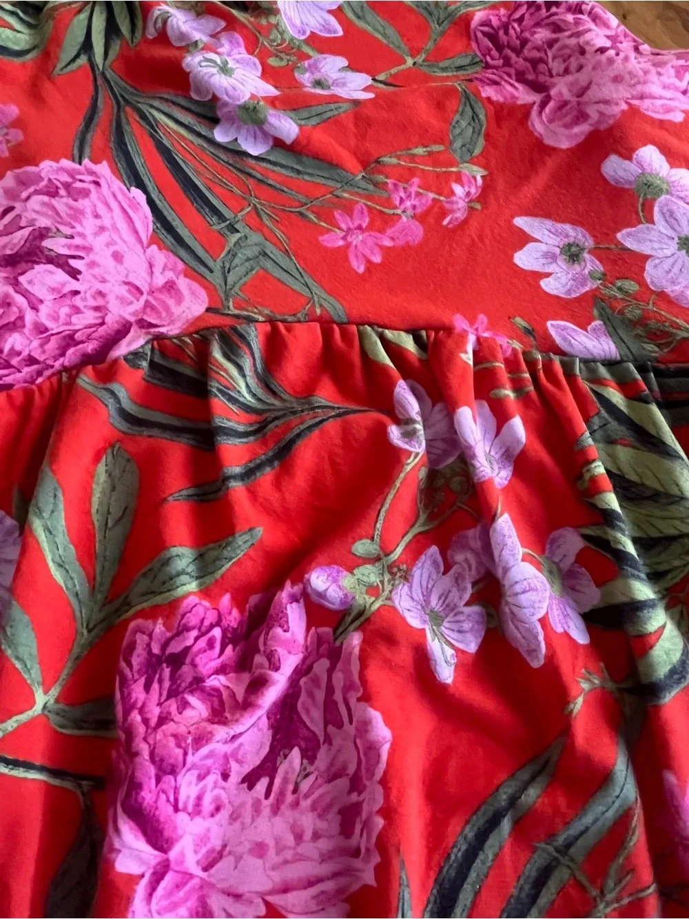 Women’s Red Floral Sleeveless Summer Dress - Picture 2 of 4